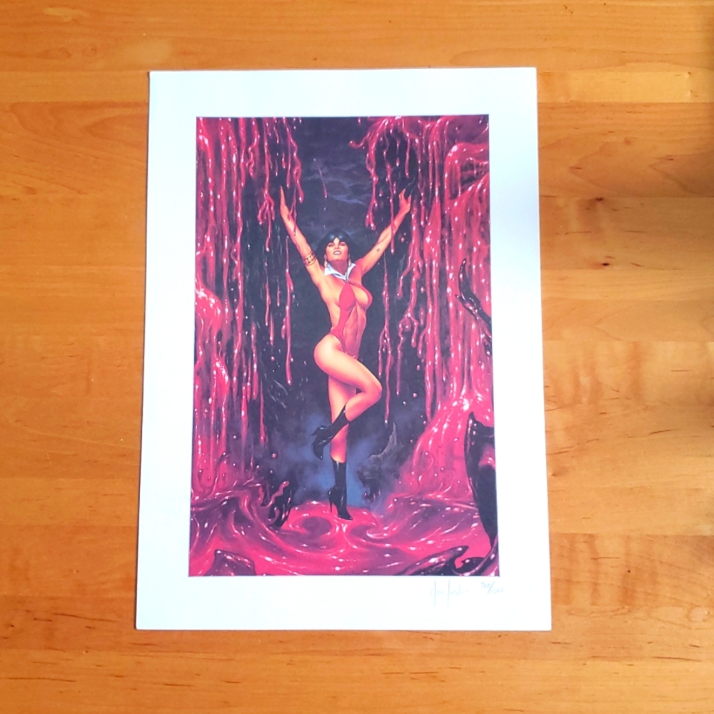 Vampirella , Joe Jusko signed  print poster , 762/1000
